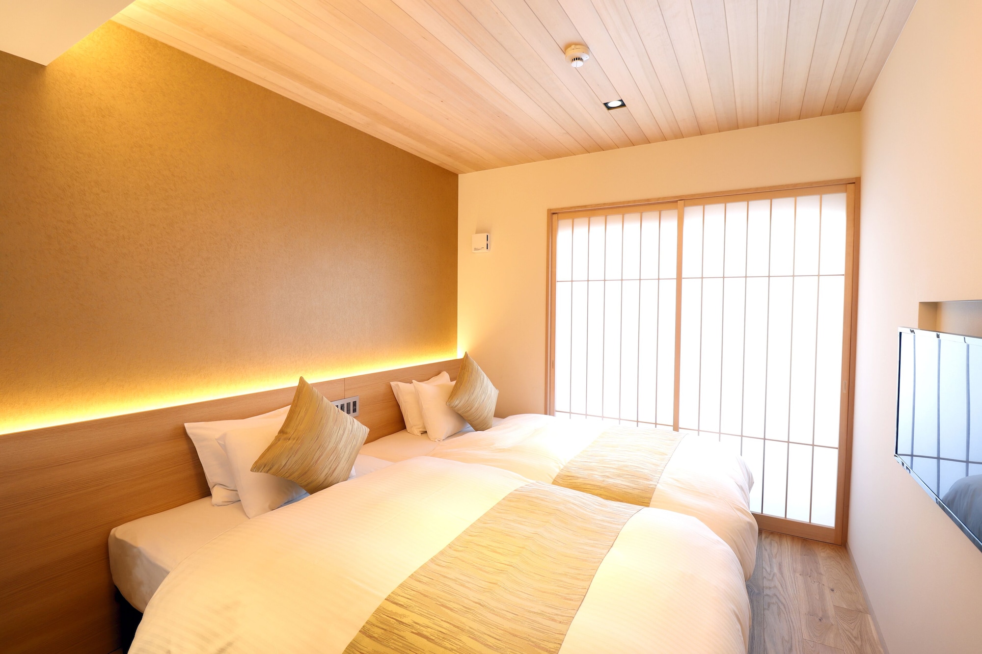 STANDARD, TWIN BEDS