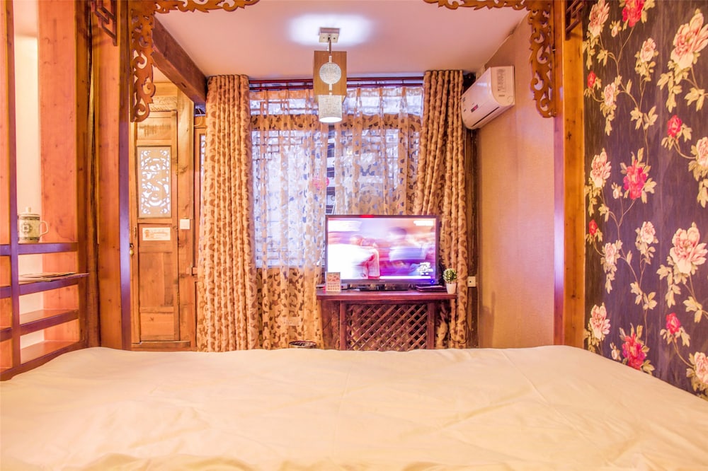 Lijiang Xueshanyu Inn 21/36