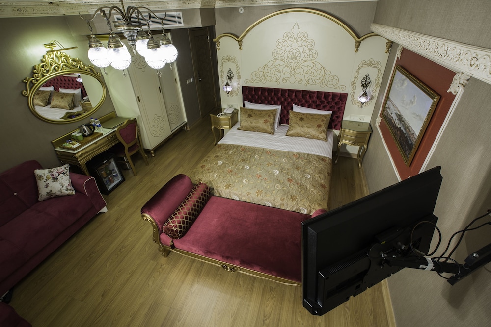 Phosphorion Hotel 19/46
