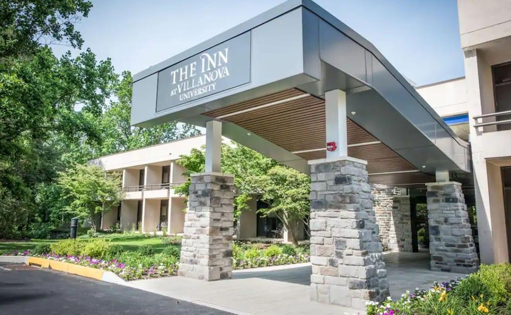 Inn at Villanova University 1/36