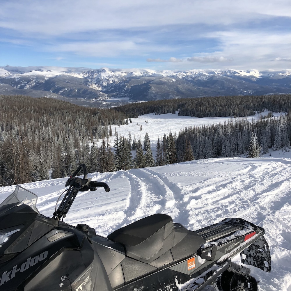 Spirit Lake Lodge and Snowmobile Rentals 35/63