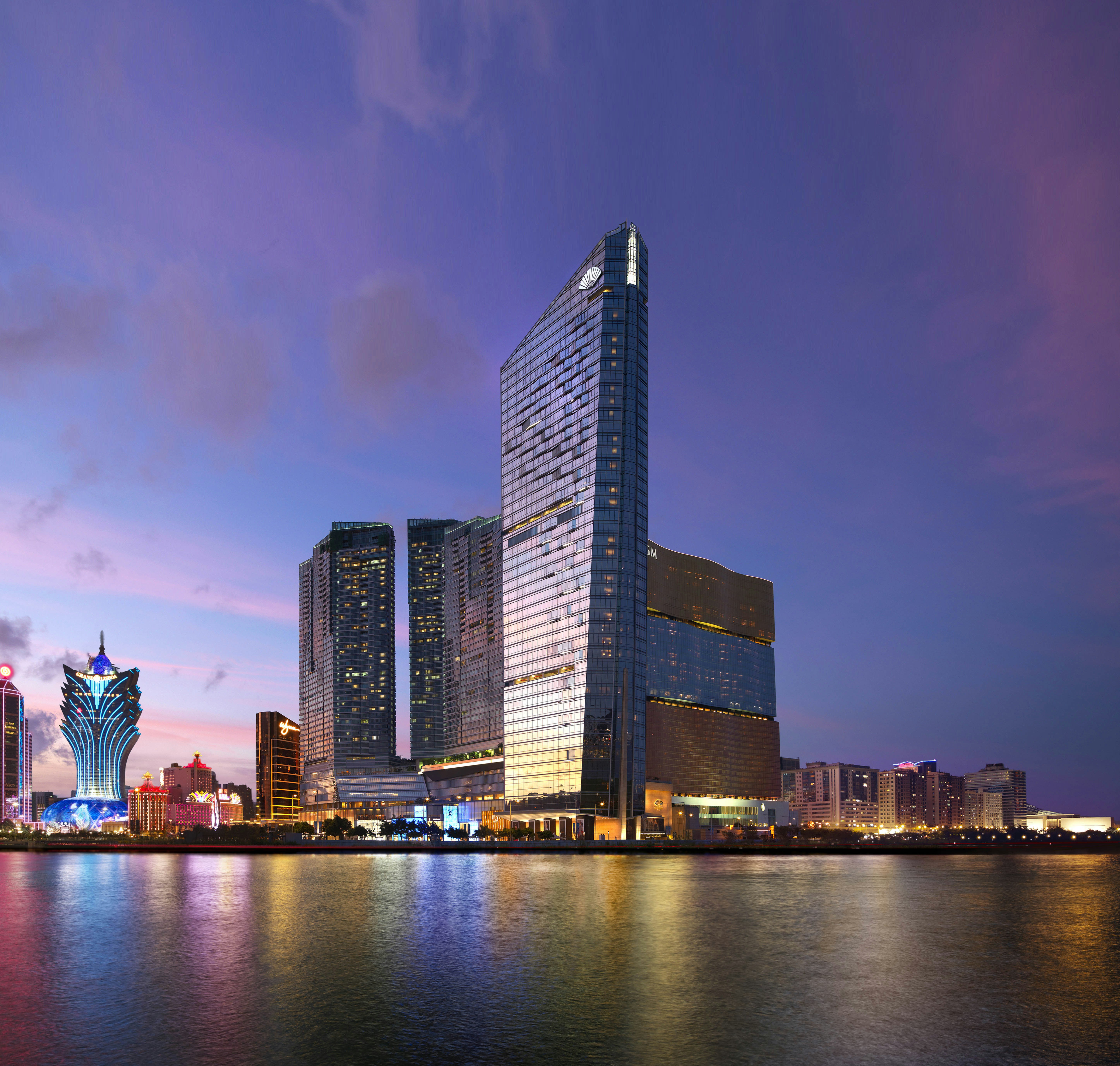 Mandarin Oriental Macau 42/50