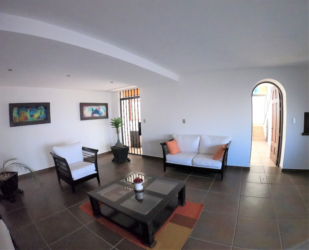 The Latit Hotel Queretaro 24/40