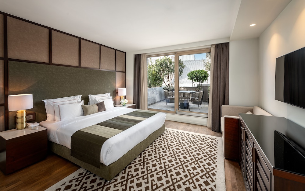 Signature, Suite, Twin Beds, King Bed