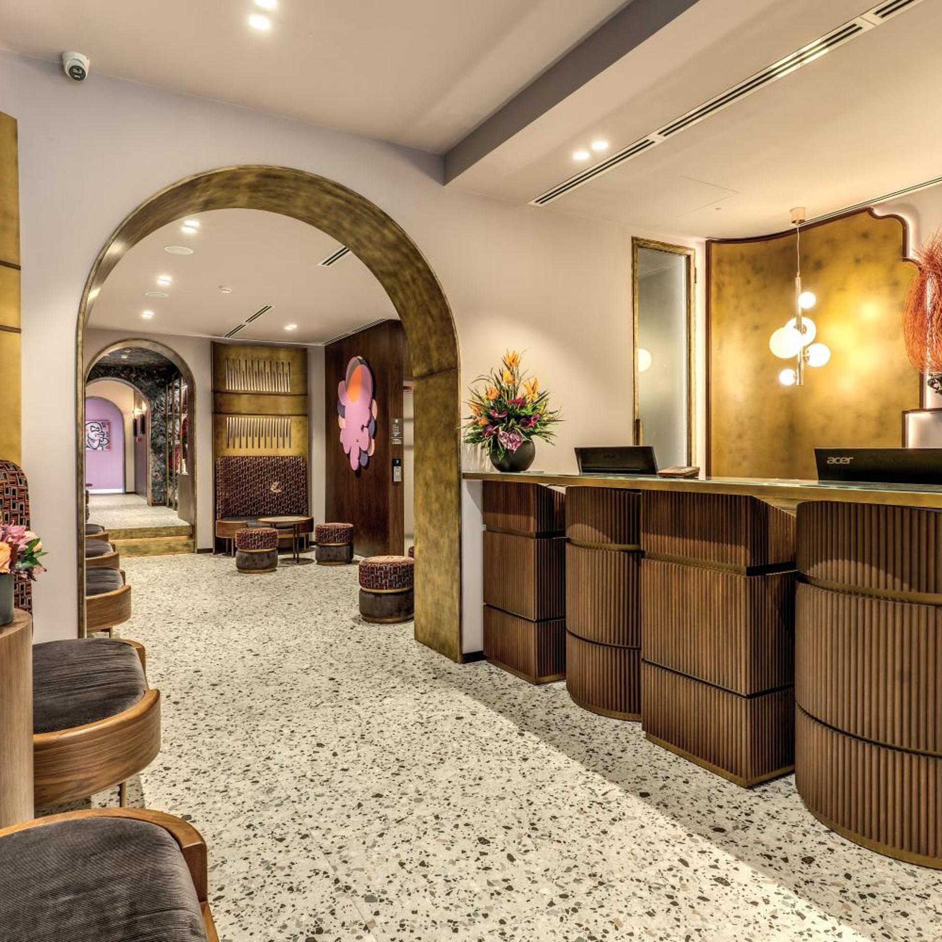 THE STEPS Hotel by Eitch Collection 3/50
