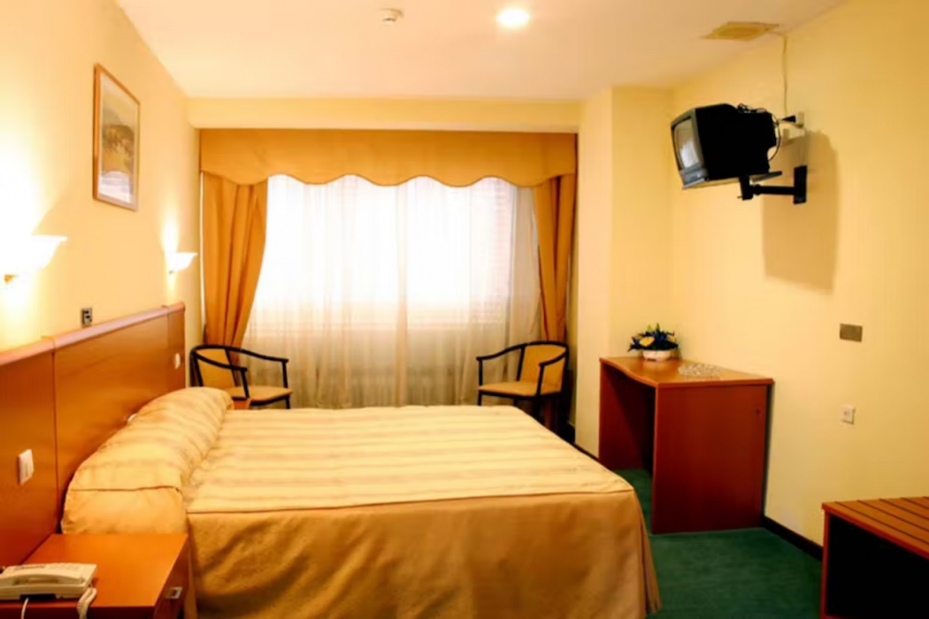 Hotel Las Vinas 6/19
