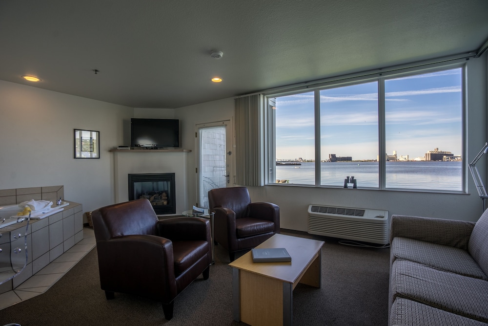 South Pier Inn 27/50