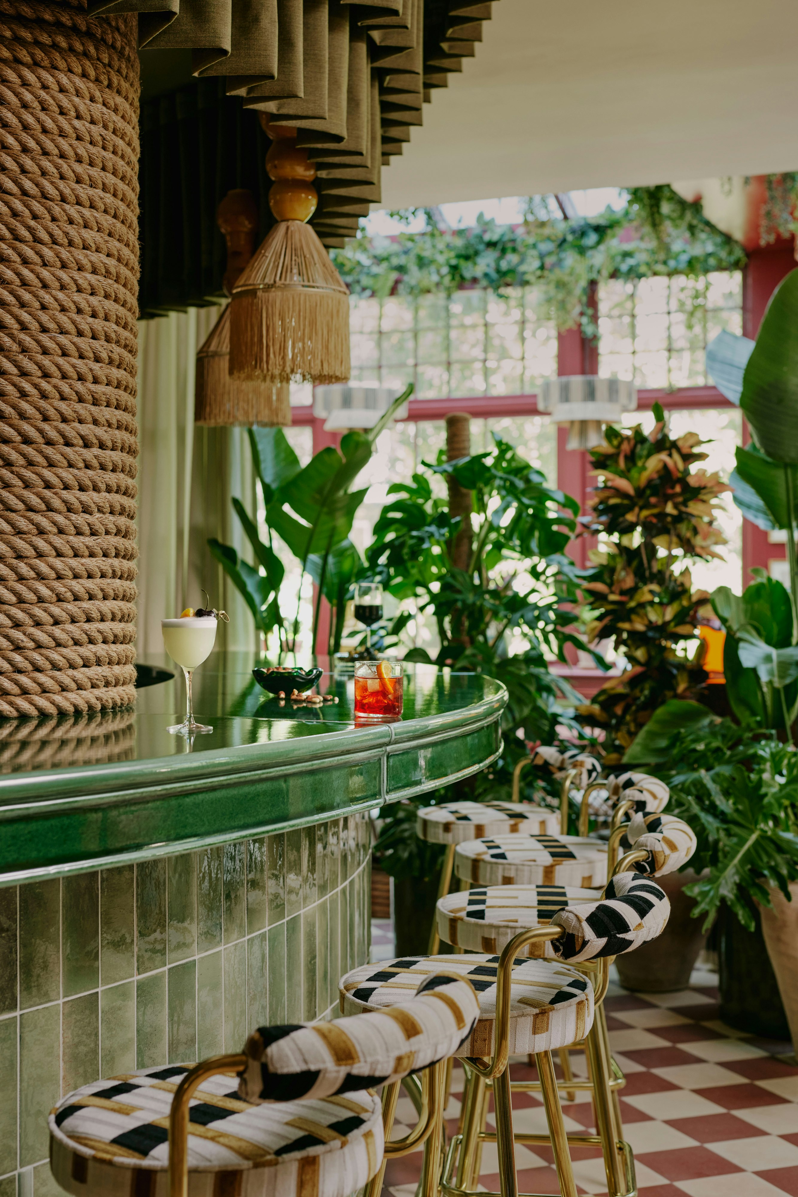 Ember Locke, Kensington 41/50