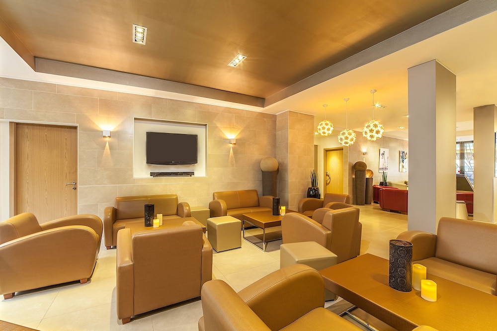 Hotel Montaigne Spa 31/45