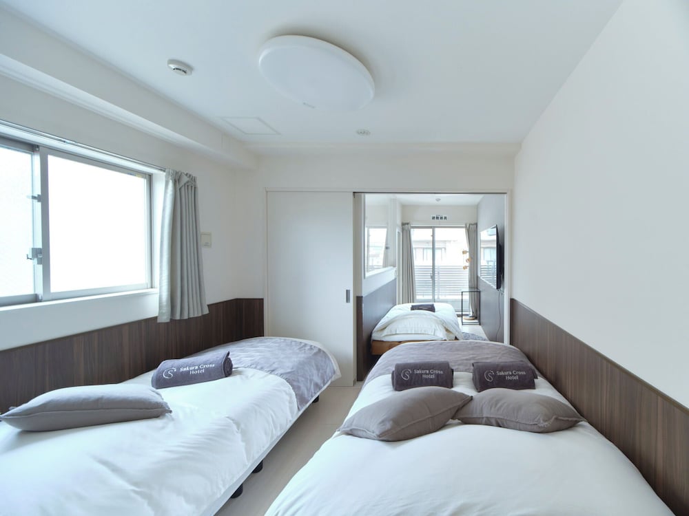 2 BEDROOMS, BASIC, APARTMENT
