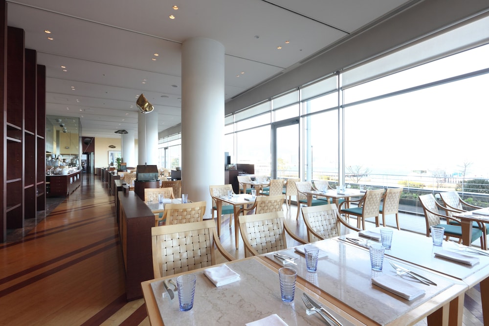Biwako Hotel 35/50