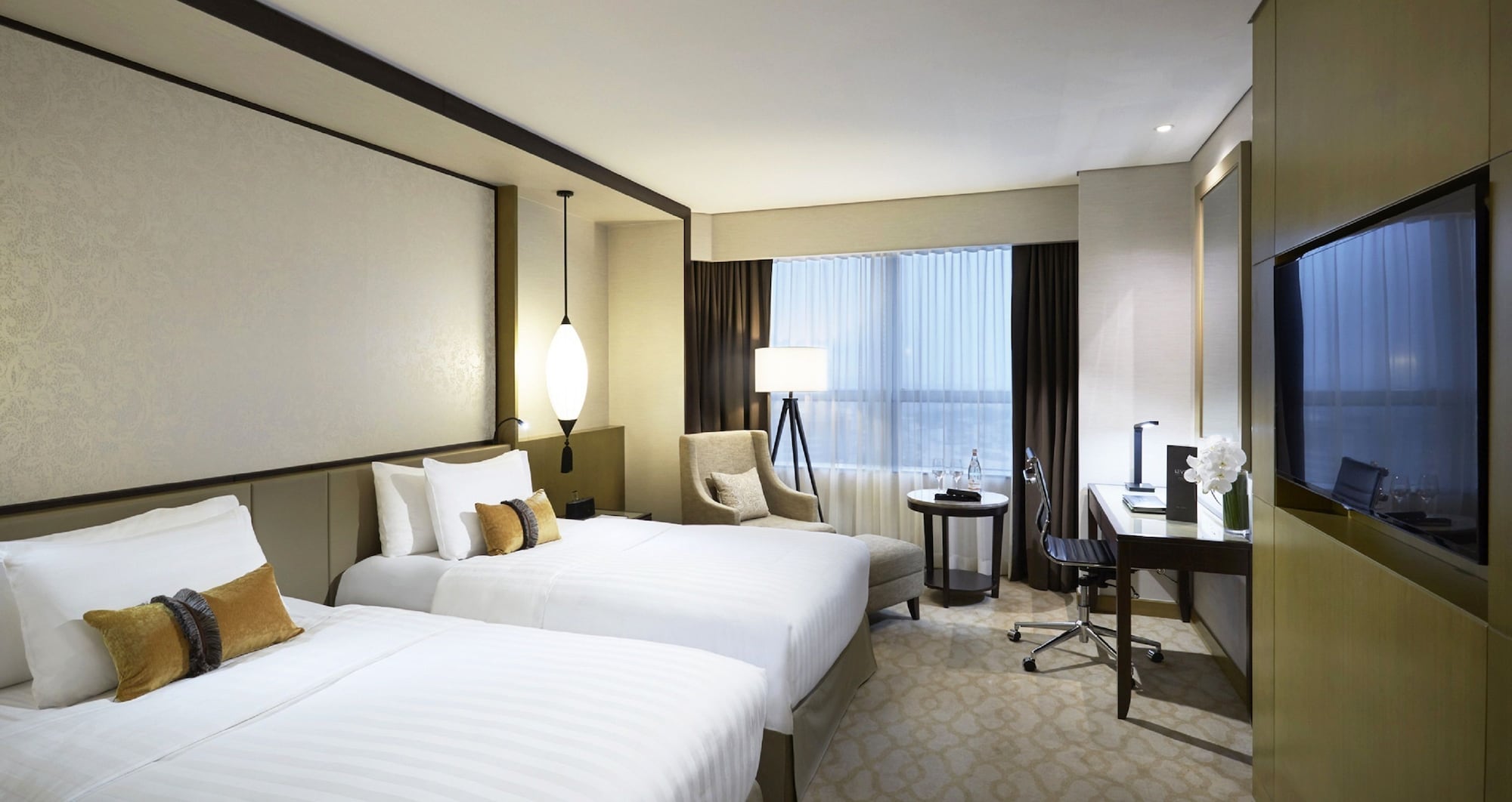 The Level, Premium, King Bed، Melia Hanoi 5/7