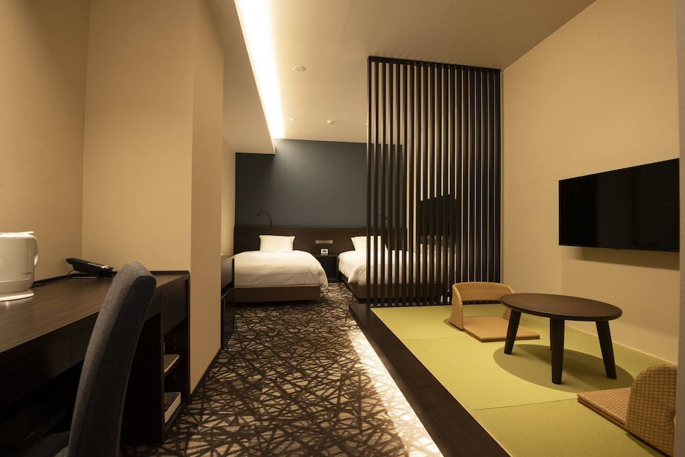 Wires Hotel Shinagawa Seaside 12/16