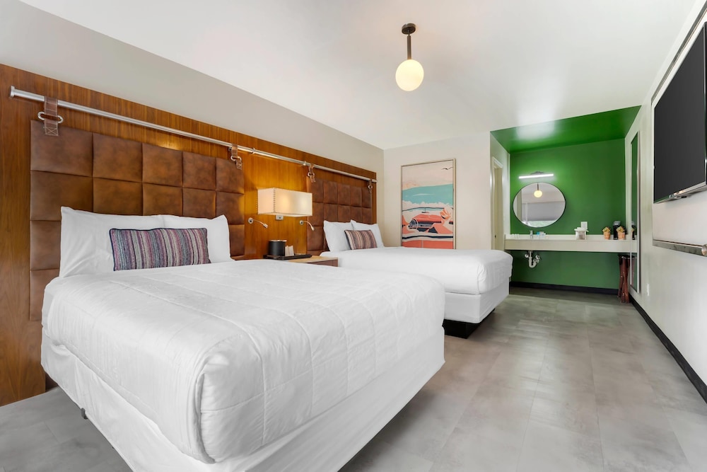 Heights House Hotel - Houston Heights Downtown, an Ascend Collection Hotel 17/48