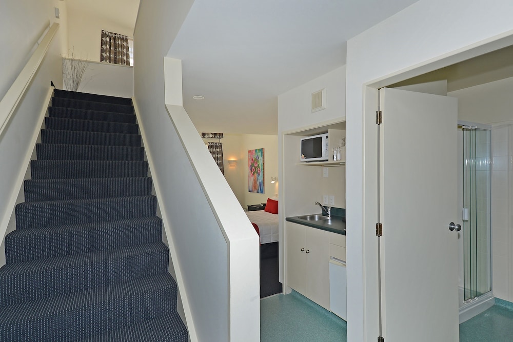 Totara Lodge 11/37