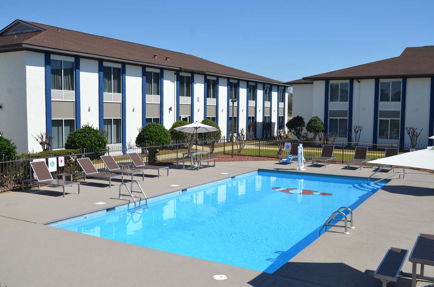 Americas Best Value Inn & Suites- Foley / Gulf Shores 15/35