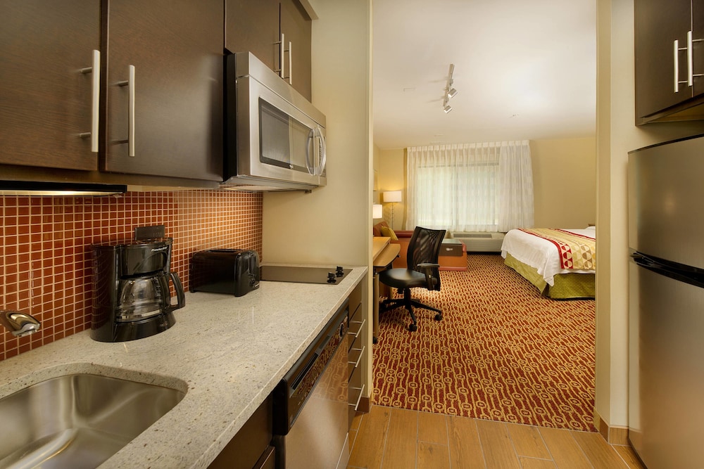 TownePlace Suites Bridgeport Clarksburg 22/23