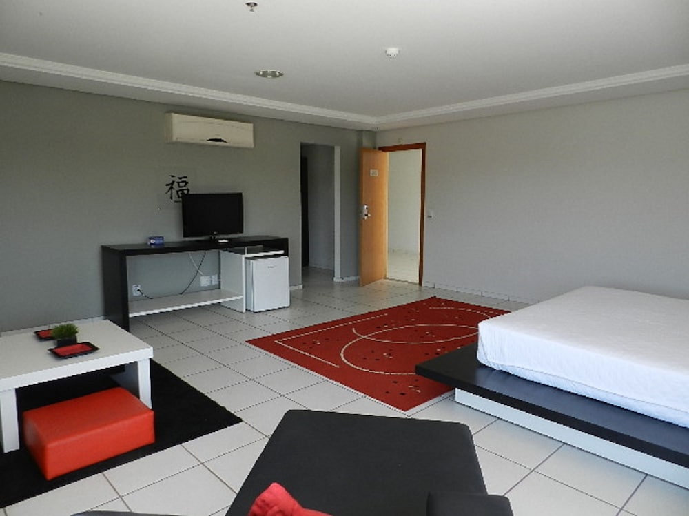 Hits Pantanal Hotel 16/60