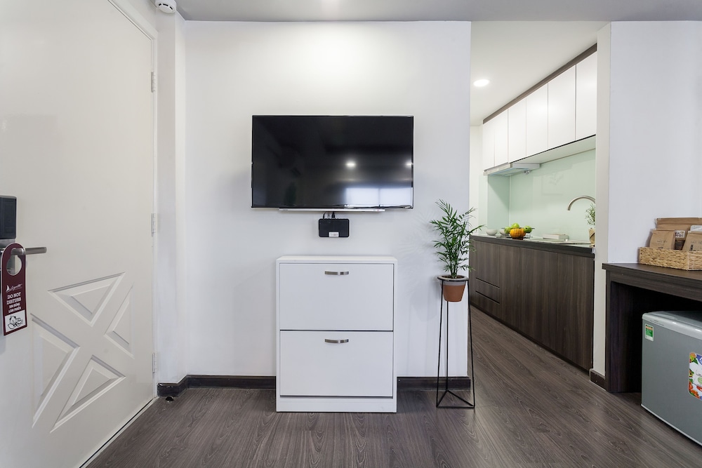 La Regatta Boutique Residences 49/72