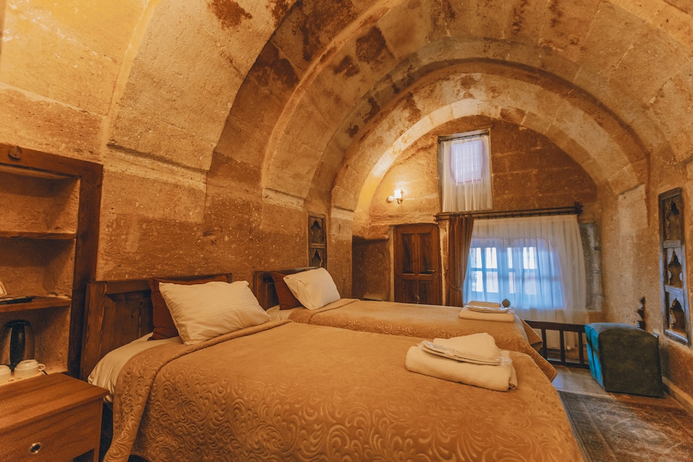 Zula Cave House 6/47