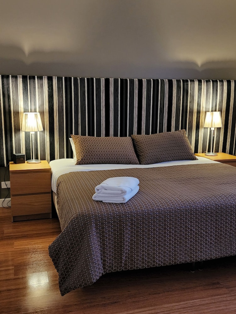 Ethelton Serviced Apartments 13/50