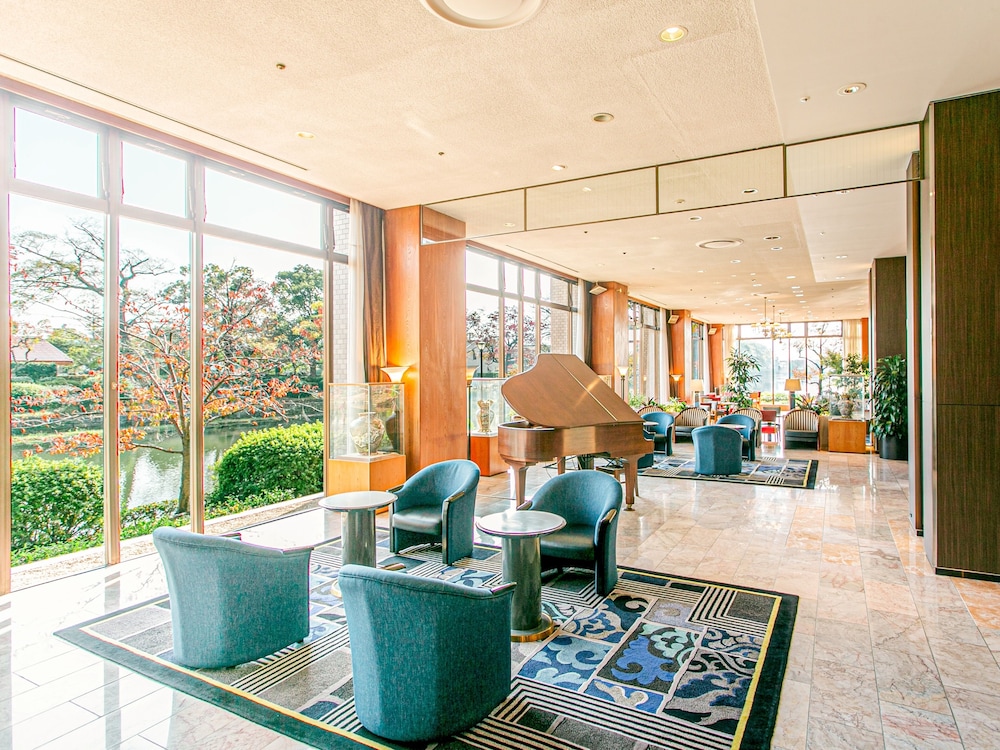 Hotel New Otani Saga 30/50