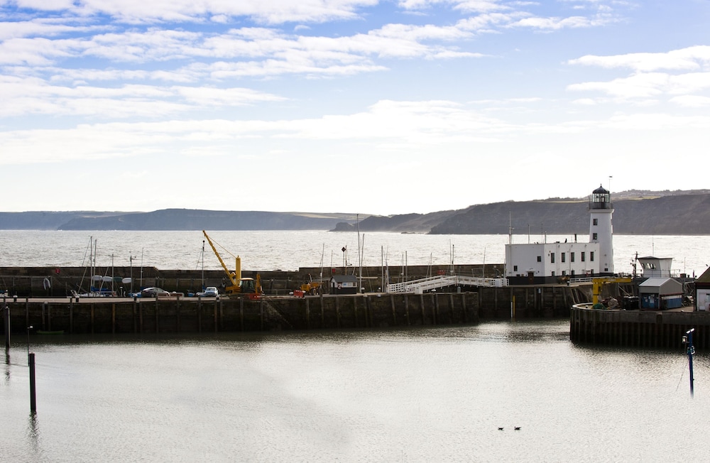 Harbourside Apartments 38/50