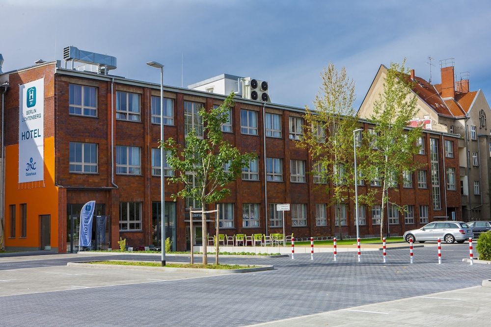 H24 Hotel Berlin Lichtenberg 52/59
