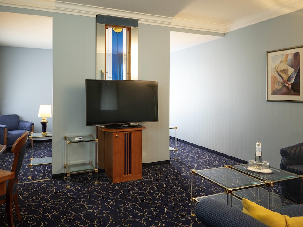 Atomis Hotel Munich Airport by Mercure 41/50