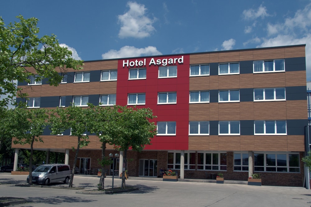 Hotel Asgard 3/48
