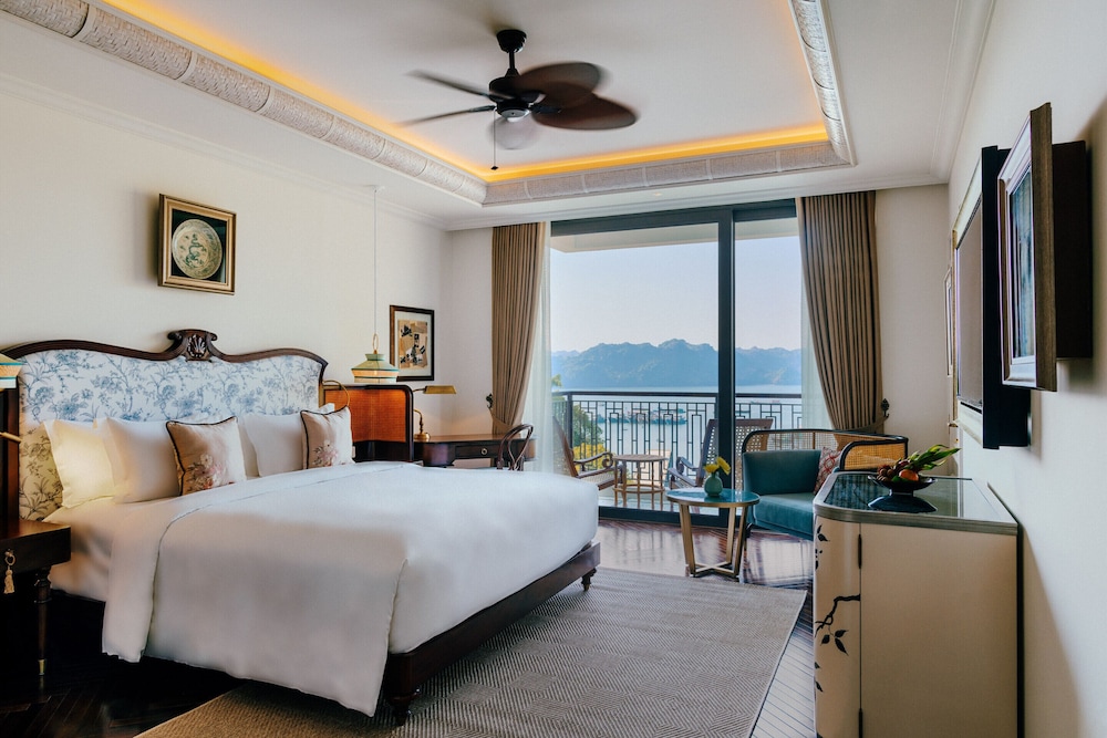 Hotel Perle D'orient Cat Ba - Mgallery 4/38