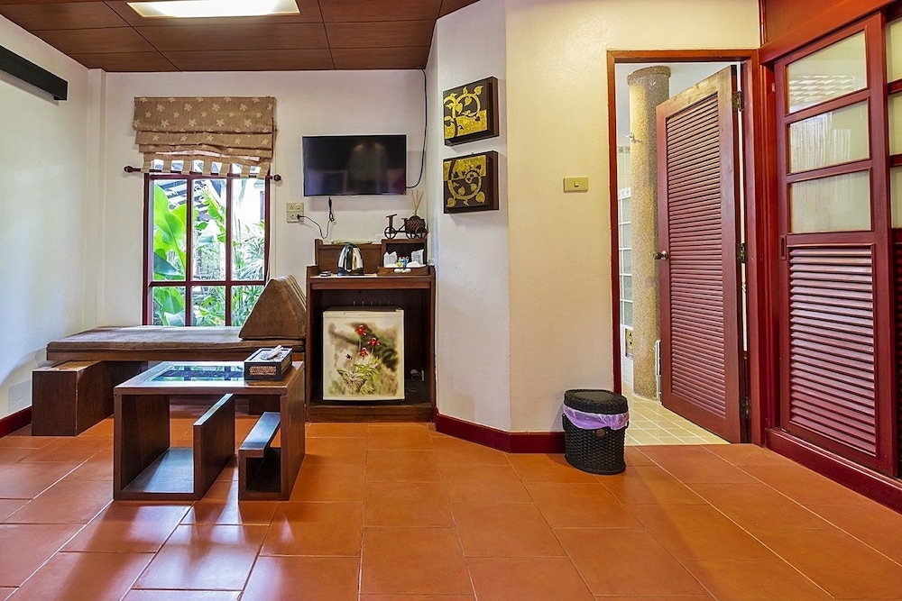 Bangtao Beach Chalet 46/71