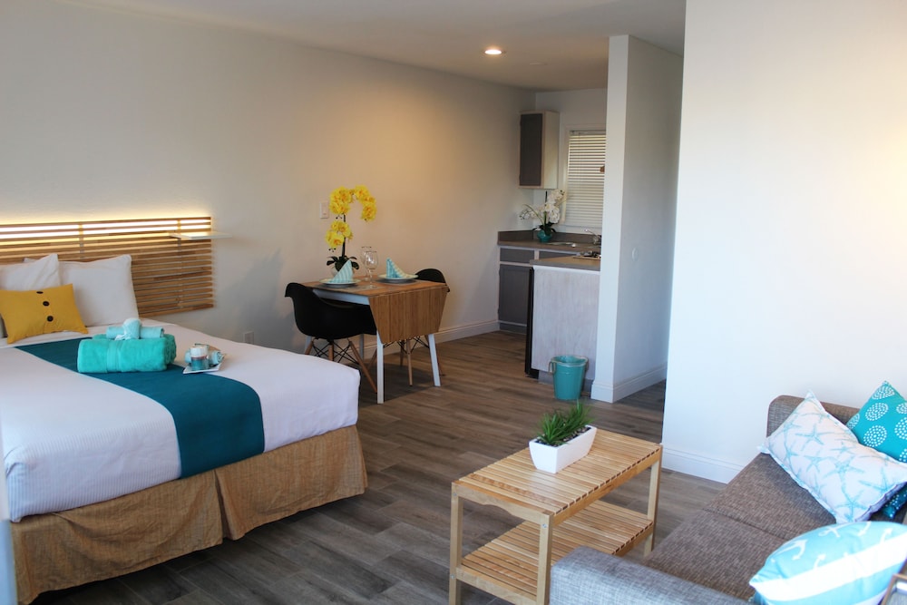 Hotel Point Loma 16/58