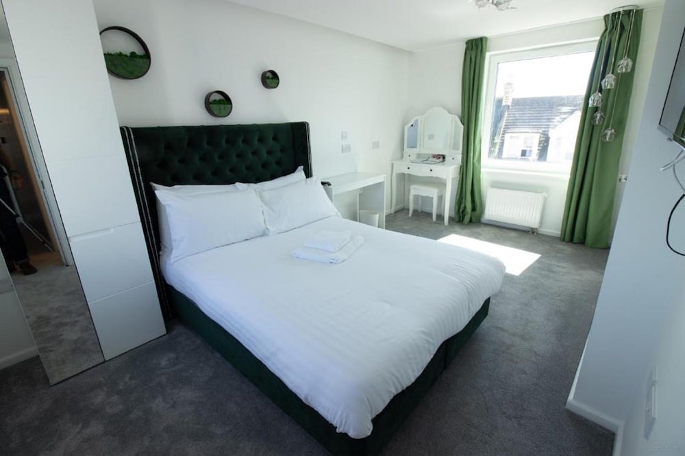 OYO Newquay Beach Hotel 14/50