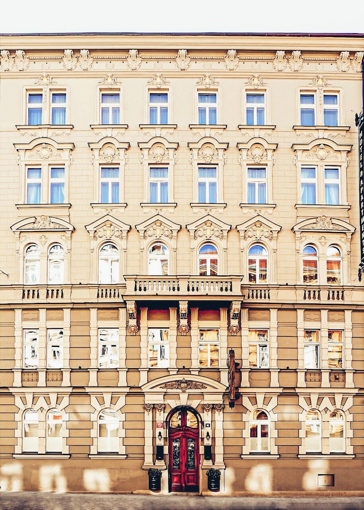 Alfons Boutique Hotel 4/75