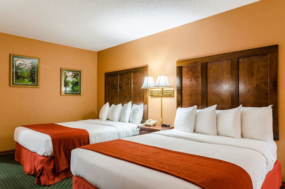 Quality Inn Eureka Springs South 27/67