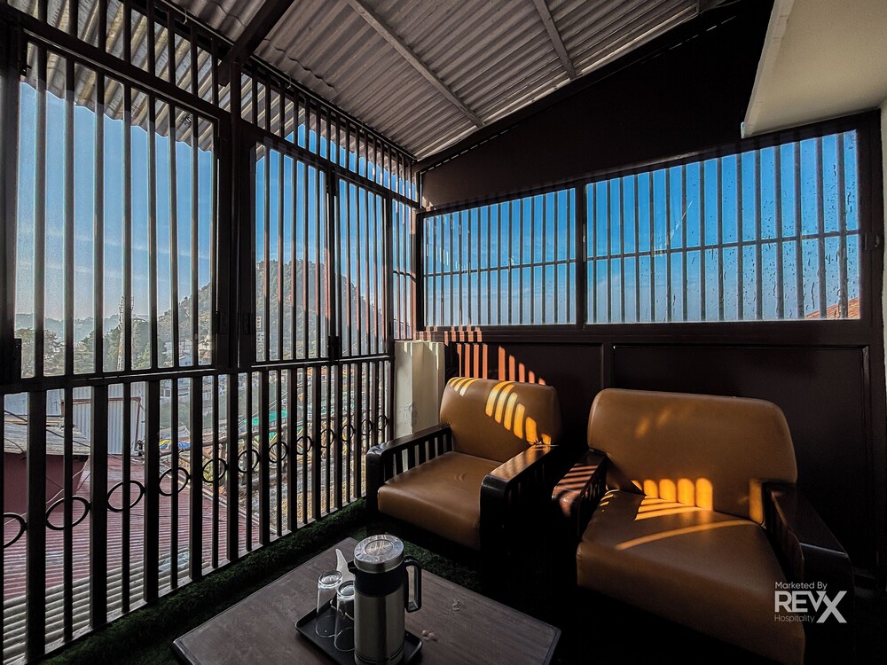 HOTEL SUNNY COT 25/55