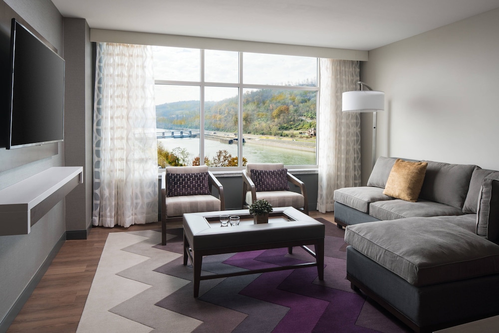 Morgantown Marriott At Waterfront Place 43/70