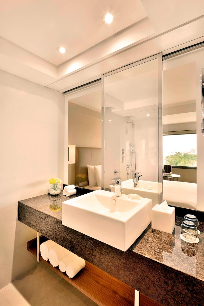 Courtyard By Marriott Chennai 19/38