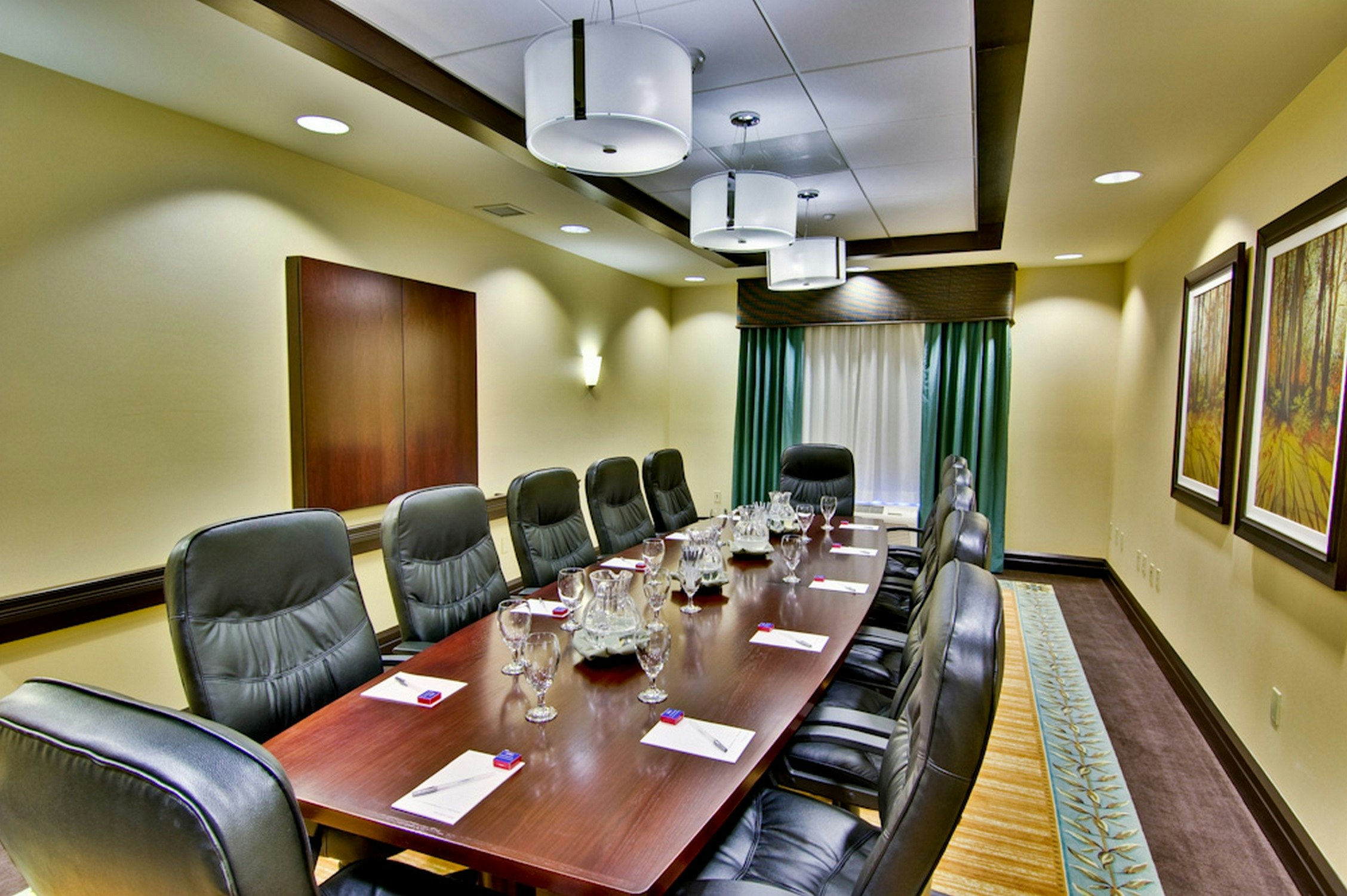 Hampton Inn And Suites Moreno Valley 54/63