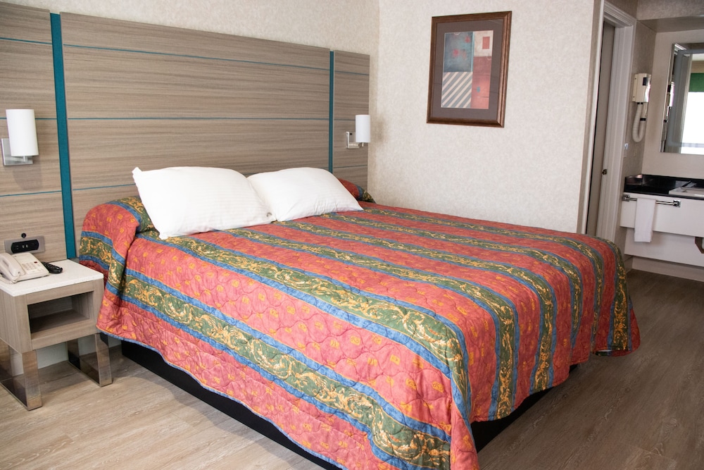 Discovery Inn 14/34