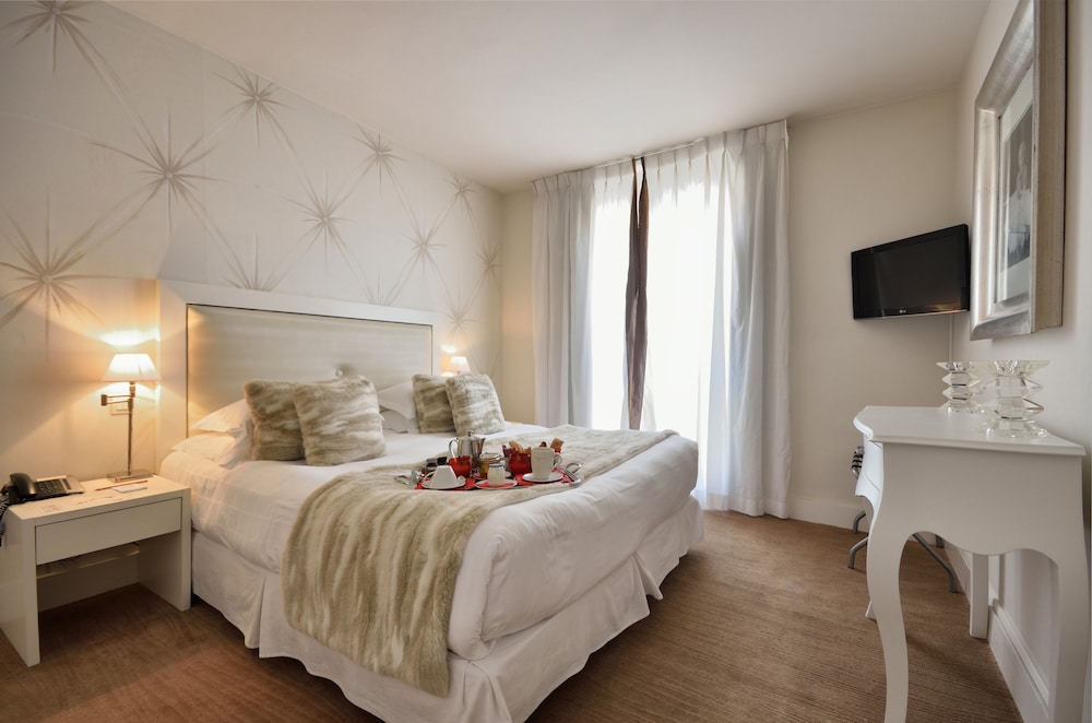 Renoir Cannes Hotel 29/68
