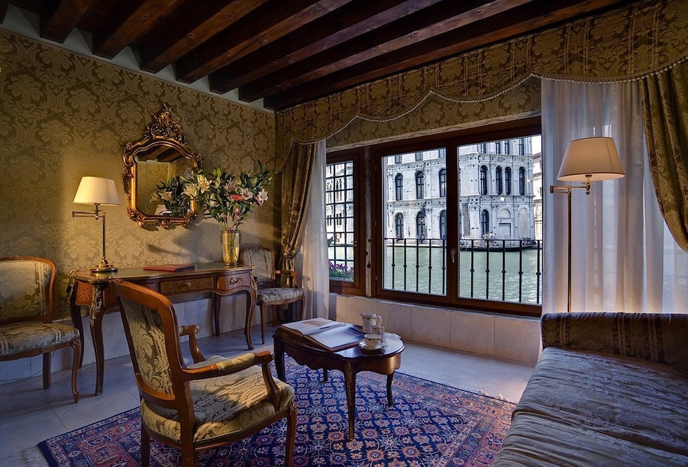 Hotel Al Ponte Antico 34/48