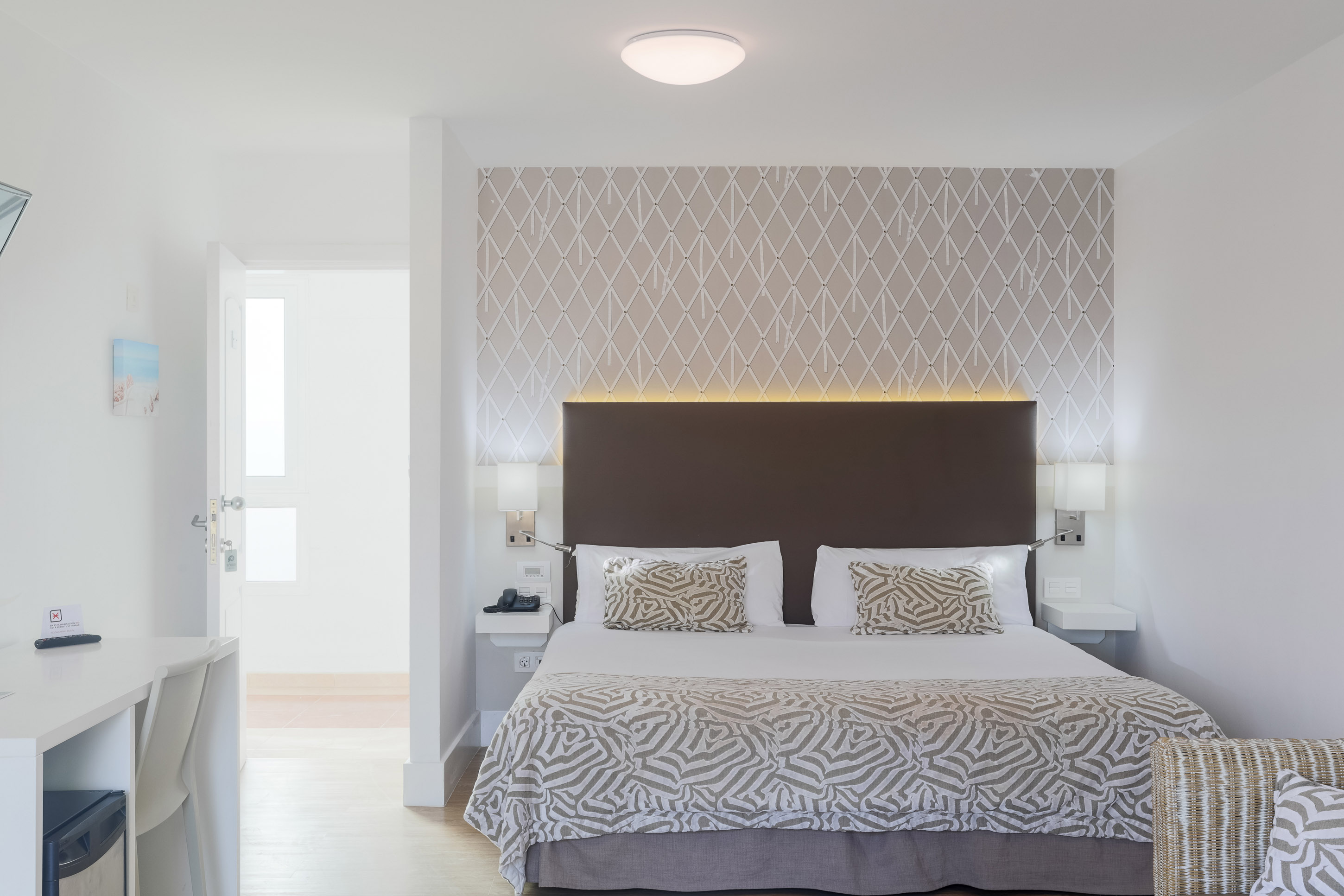 غرفة بسرير مزدوج أو سريرين منفصلين، Hotel Arena Suite - Adults Only 8/10