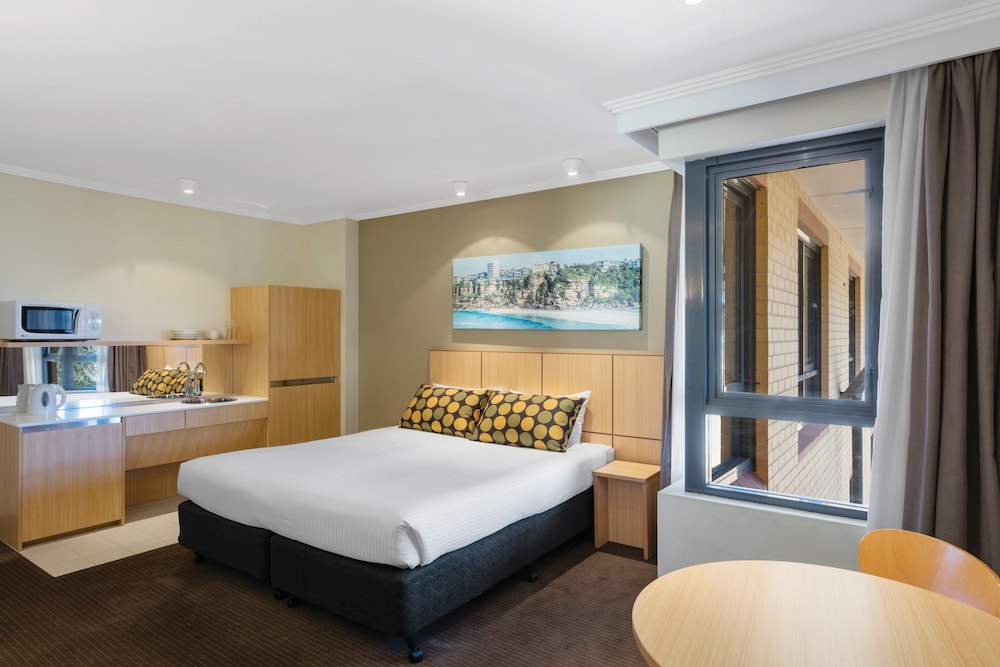 Mercure Sydney Manly Warringah 23/73