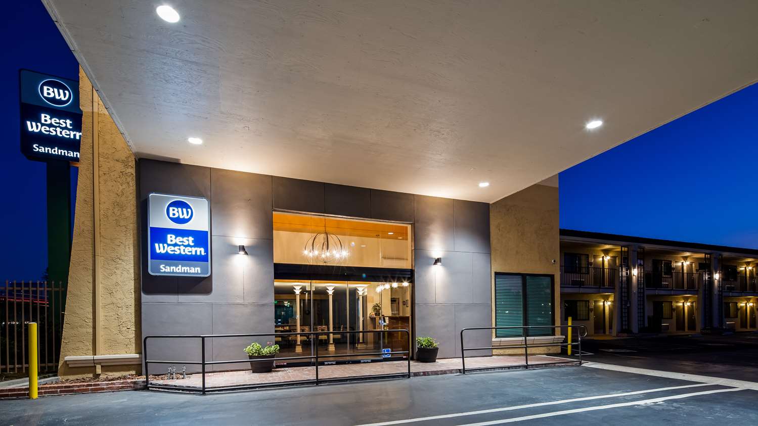 Best Western Sandman Hotel 2/37
