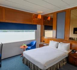 River, Cabin, Double Bed, River View