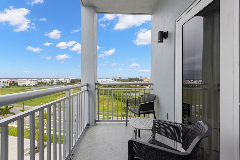 TownePlace Suites by Marriott Cape Canaveral Cocoa Beach 30/50