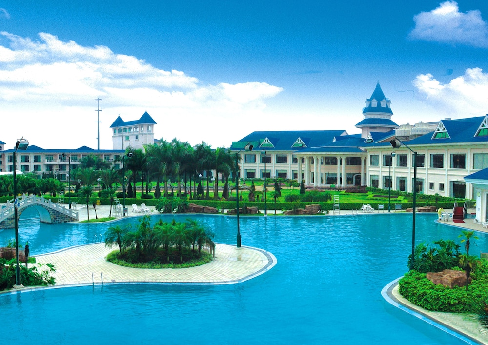 Country Garden Holiday Resorts 30/34