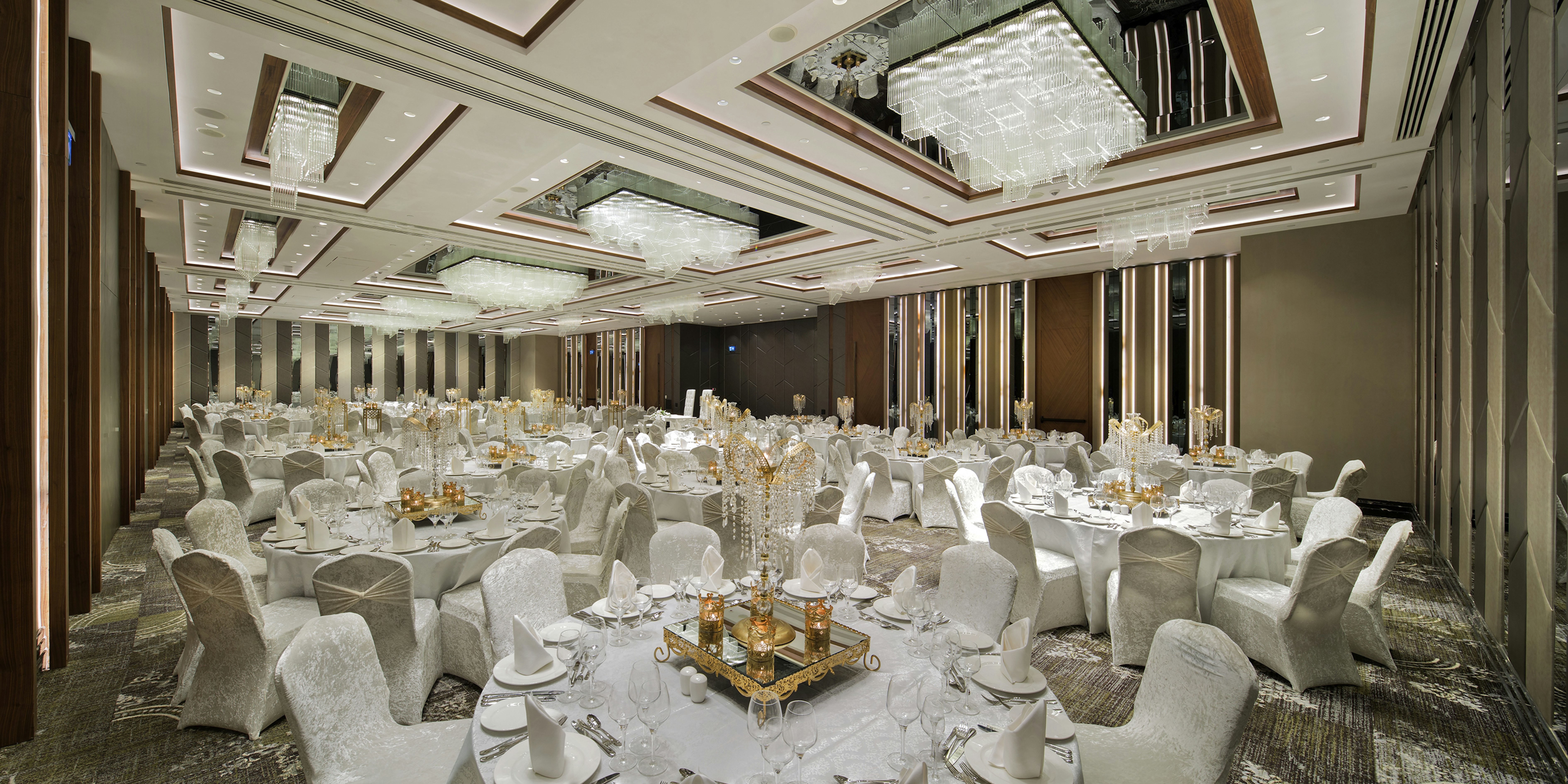 Doubletree By Hilton Istanbul Piyalepasa 71/82